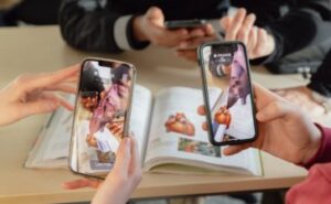 Read more about the article Learning in AR: Bring Textbooks to Life With Ludenso