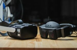 Read more about the article Meta Reveals New Prototype VR Headsets Focused on Retinal Resolution and Light Field Passthrough