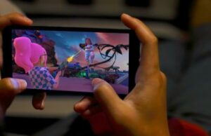 Read more about the article Meta Launches ‘Horizon Worlds’ Closed Beta on Smartphones
<span class="bsf-rt-reading-time"><span class="bsf-rt-display-label" prefix=""></span> <span class="bsf-rt-display-time" reading_time="2"></span> <span class="bsf-rt-display-postfix" postfix="min read"></span></span><!-- .bsf-rt-reading-time -->