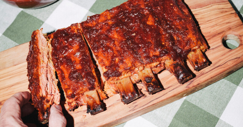 You are currently viewing Vegan ribs with edible bones: This could be the future of BBQ
<span class="bsf-rt-reading-time"><span class="bsf-rt-display-label" prefix=""></span> <span class="bsf-rt-display-time" reading_time="4"></span> <span class="bsf-rt-display-postfix" postfix="min read"></span></span><!-- .bsf-rt-reading-time -->