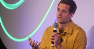 Read more about the article Klarna freezes hiring, citing AI ‘productivity gains’