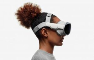 Read more about the article Apple Reveals Alternate Headstrap That Will Ship With Vision Pro