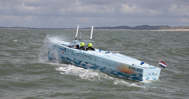 You are currently viewing Dutch students cross North Sea in hydrogen boat — but you won’t ride one anytime soon
<span class="bsf-rt-reading-time"><span class="bsf-rt-display-label" prefix=""></span> <span class="bsf-rt-display-time" reading_time="2"></span> <span class="bsf-rt-display-postfix" postfix="min read"></span></span><!-- .bsf-rt-reading-time -->