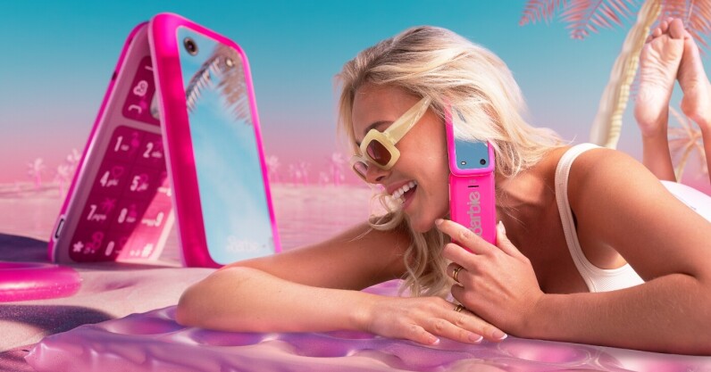 You are currently viewing New Barbie dumbphone could cleave tweens from their screens
<span class="bsf-rt-reading-time"><span class="bsf-rt-display-label" prefix=""></span> <span class="bsf-rt-display-time" reading_time="3"></span> <span class="bsf-rt-display-postfix" postfix="min read"></span></span><!-- .bsf-rt-reading-time -->