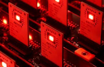 You are currently viewing Meta & Plessey Announce Super Bright, High-efficiency Red MicroLED: an Important Piece in All-day AR
<span class="bsf-rt-reading-time"><span class="bsf-rt-display-label" prefix=""></span> <span class="bsf-rt-display-time" reading_time="1"></span> <span class="bsf-rt-display-postfix" postfix="min read"></span></span><!-- .bsf-rt-reading-time -->