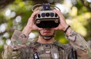 Read more about the article Oculus Founder’s Defense Company is Taking Over Microsoft’s Military AR Headset Project